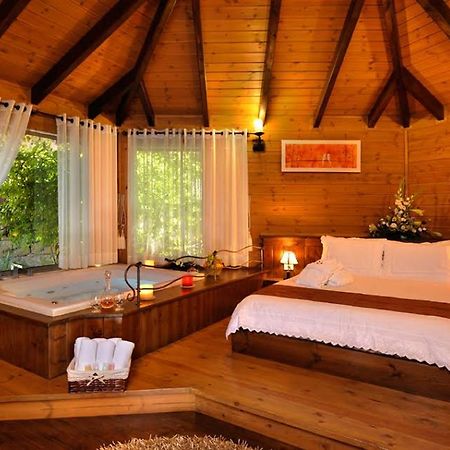Talia Cabin Guest & Spa Rosch Pina Exterior foto