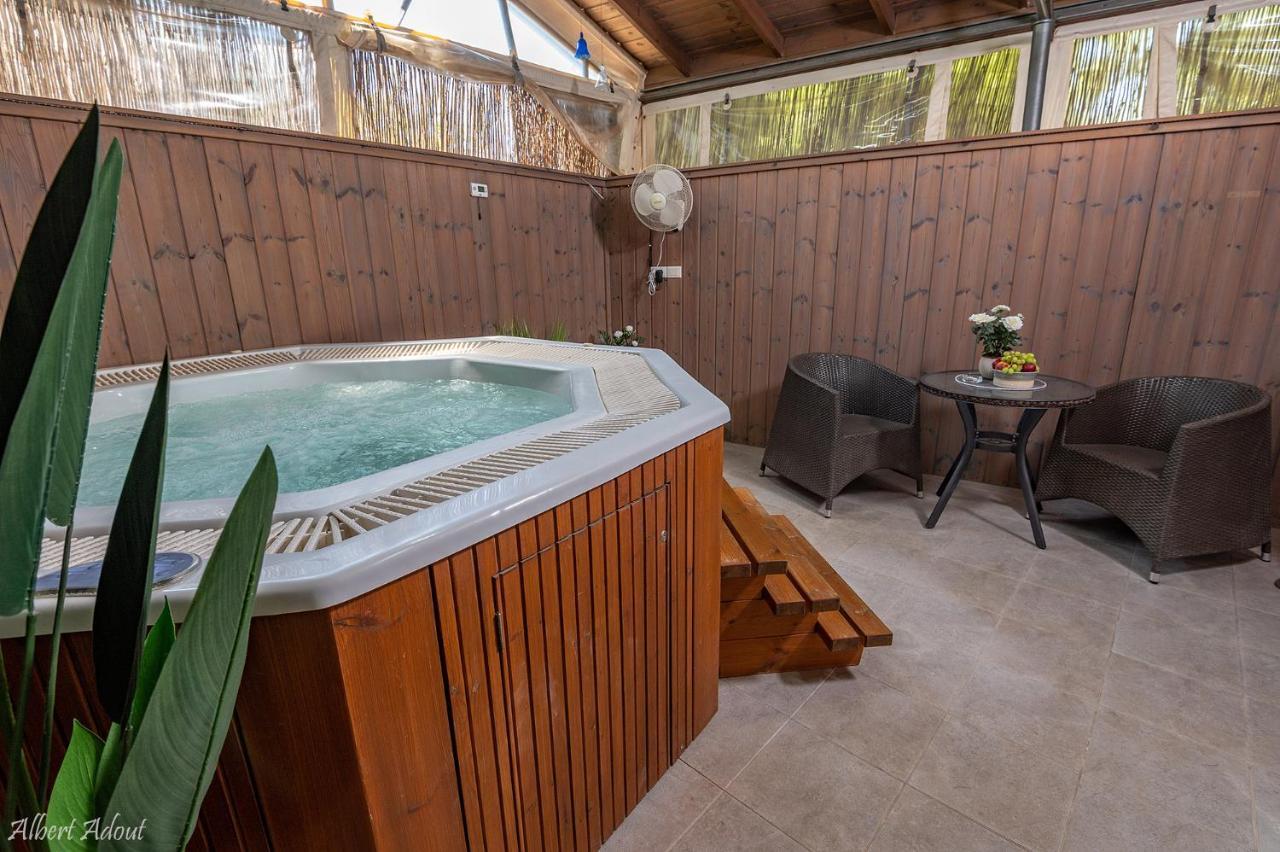 Talia Cabin Guest & Spa Rosch Pina Exterior foto