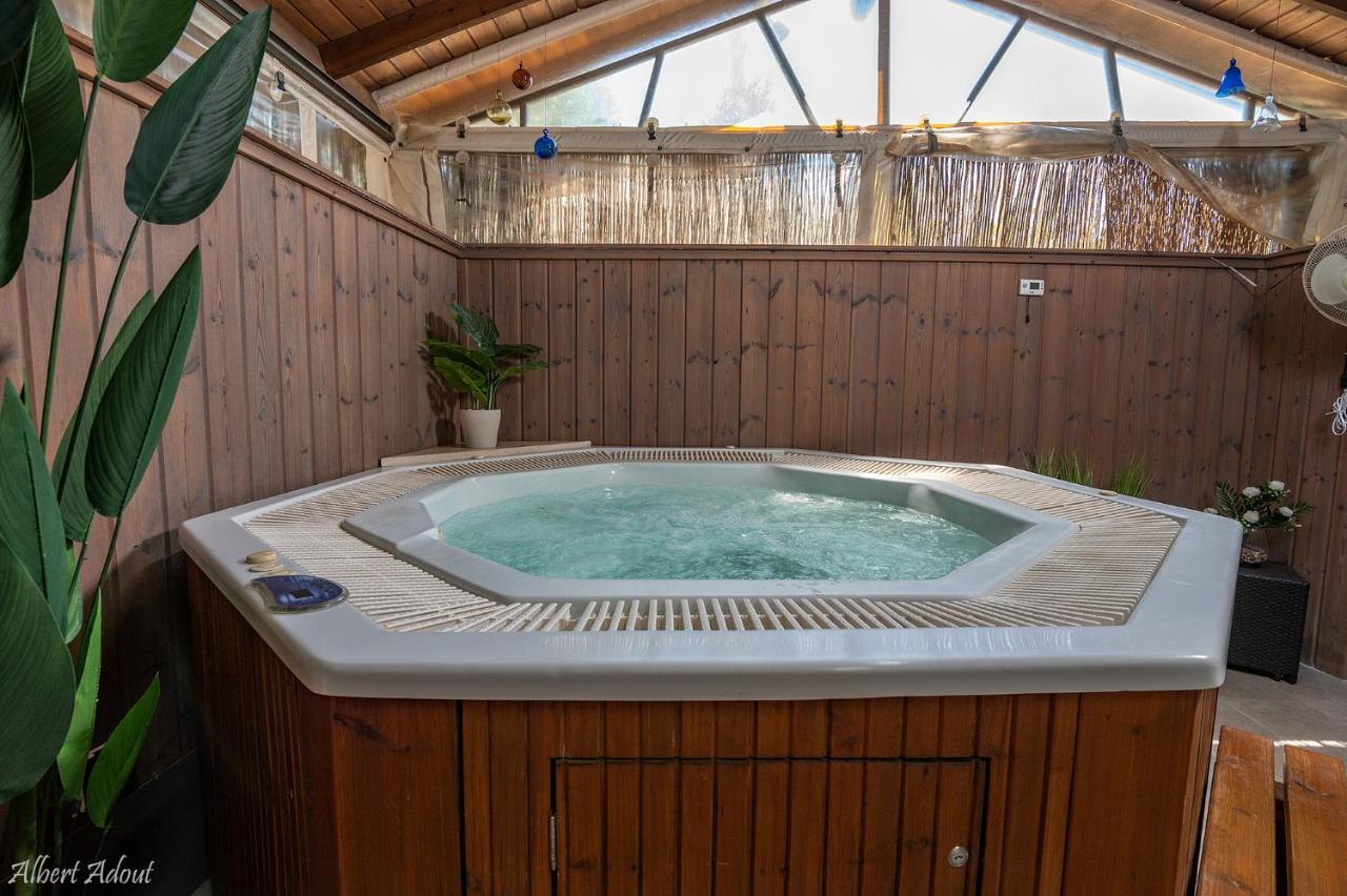 Talia Cabin Guest & Spa Rosch Pina Exterior foto