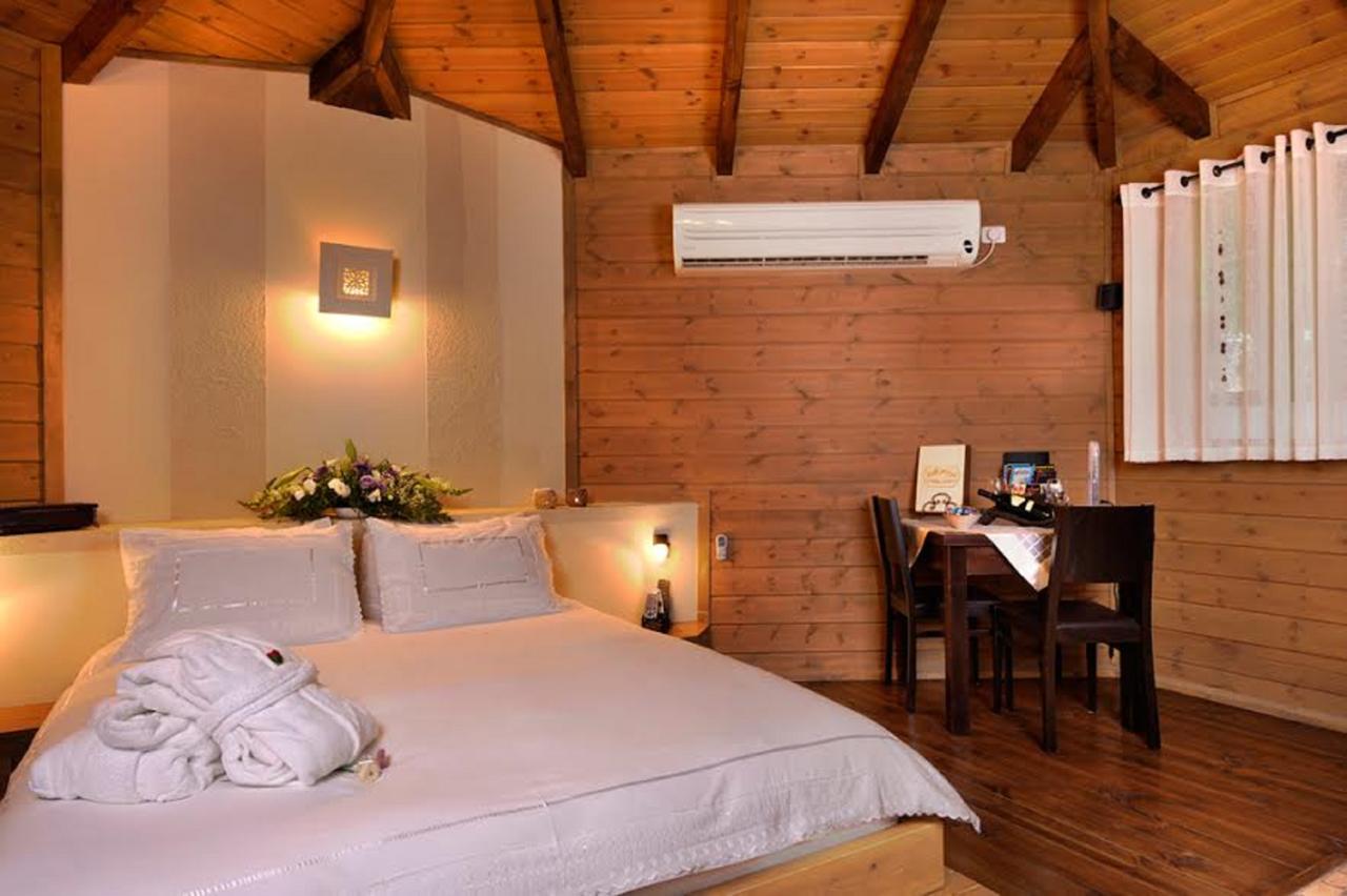 Talia Cabin Guest & Spa Rosch Pina Exterior foto