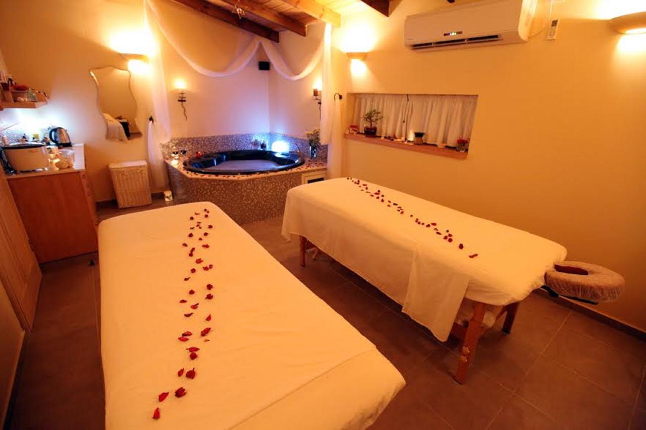 Talia Cabin Guest & Spa Rosch Pina Exterior foto